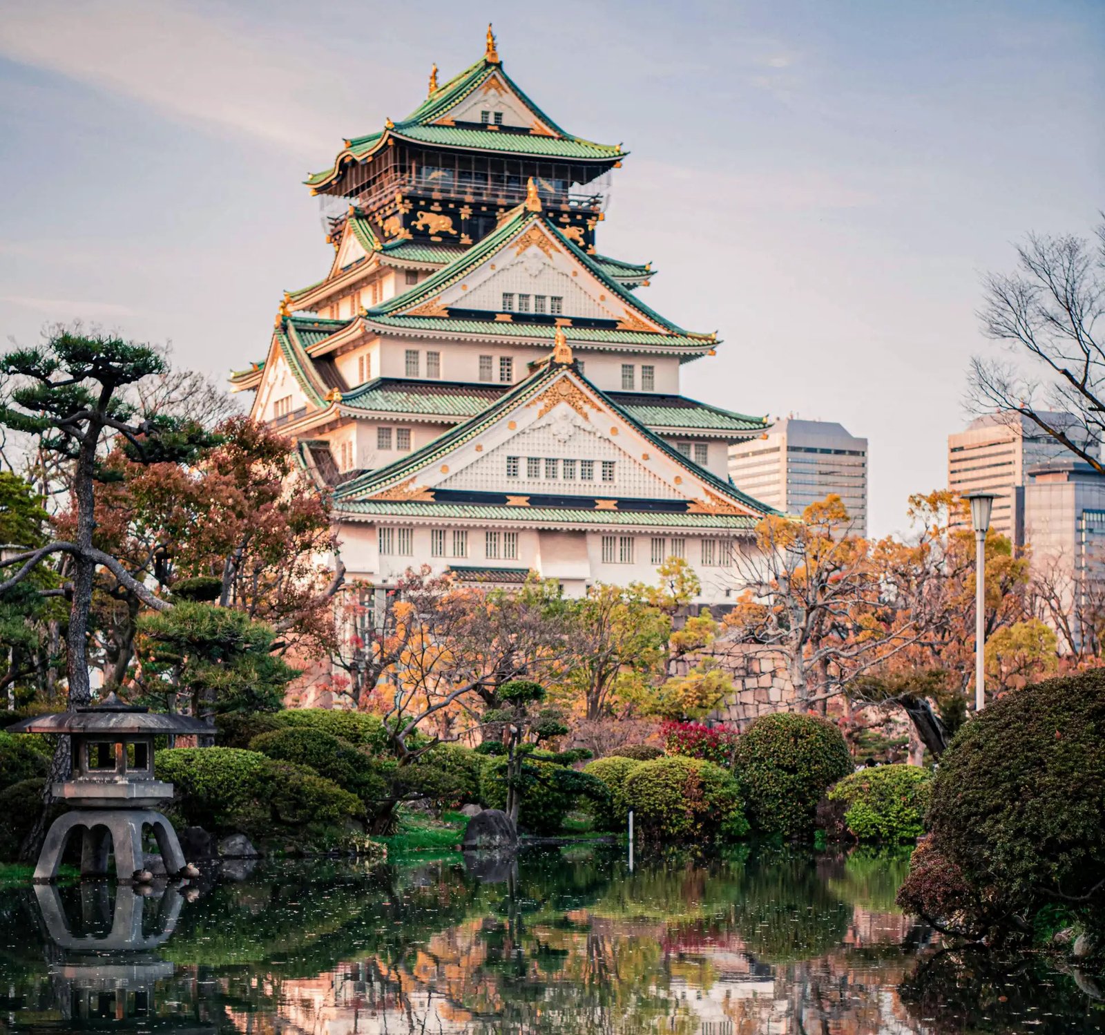 Osaka Highlights & Culinary Culture Private Tour